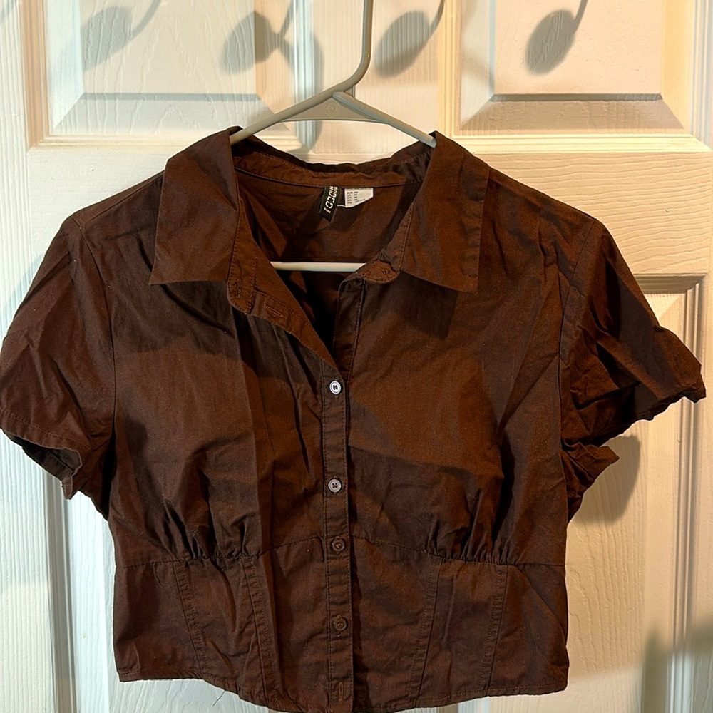 H&M DEVIDED CLOPS SHIRTS SIZE M PETITE